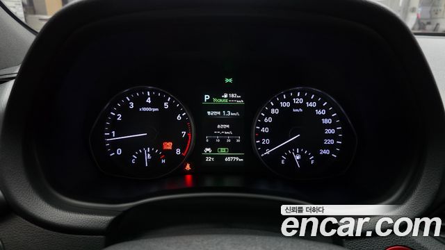 Hyundai i30 2018 — photo 11