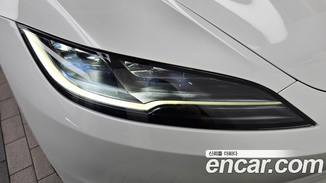 Tesla Model 3 2024 — photo 8