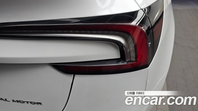 Tesla Model 3 2024 — photo 9