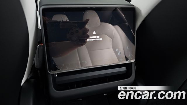 Tesla Model 3 2024 — photo 29