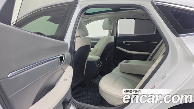 Hyundai Sonata 2020 — photo 18