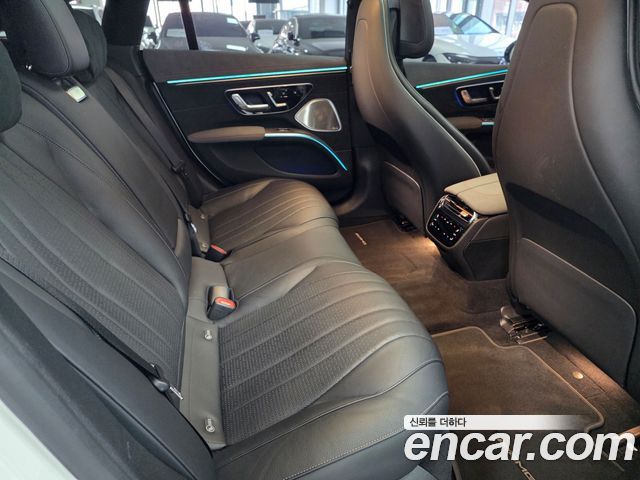 Mercedes-Benz EQS 2022 — photo 10