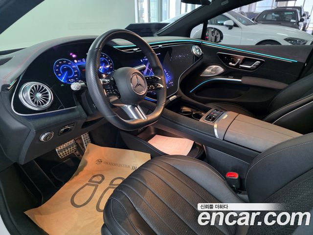 Mercedes-Benz EQS 2022 — photo 13