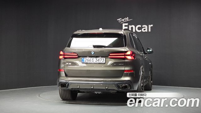 BMW X5 2026 — photo 4