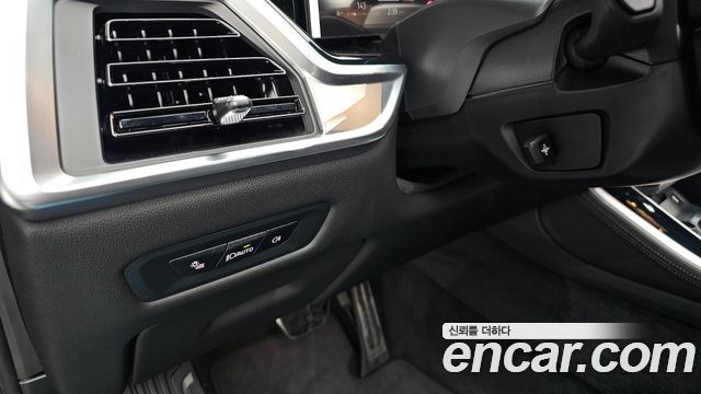 BMW X5 2026 — photo 28