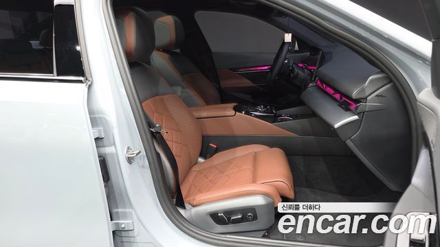 BMW 5-Series 2026 — photo 17