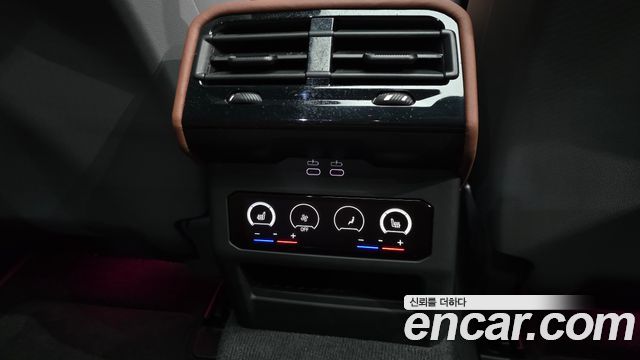 BMW 5-Series 2026 — photo 25
