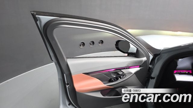 BMW 5-Series 2026 — photo 14