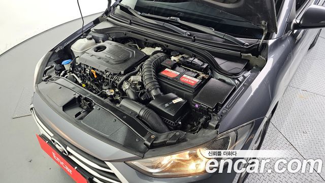 Hyundai AVANTE 2017 — photo 6