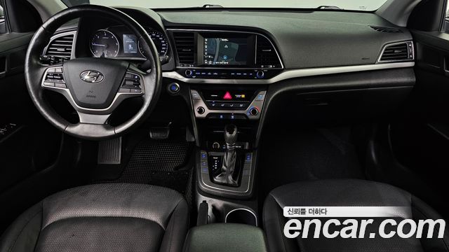 Hyundai AVANTE 2017 — photo 7