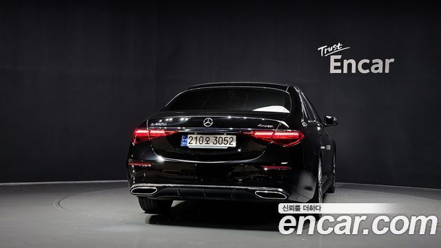 Mercedes-Benz S-Class 2024 — photo 4