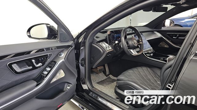Mercedes-Benz S-Class 2024 — photo 13