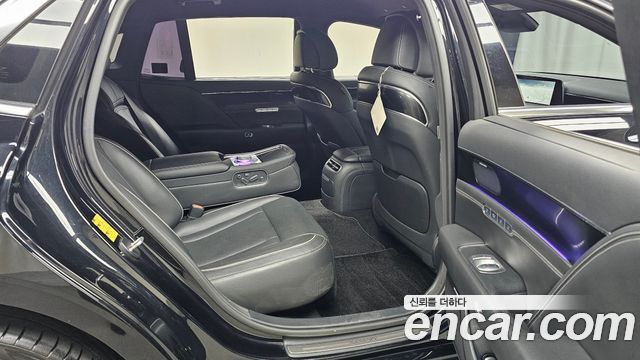 Genesis G90 2022 — photo 17