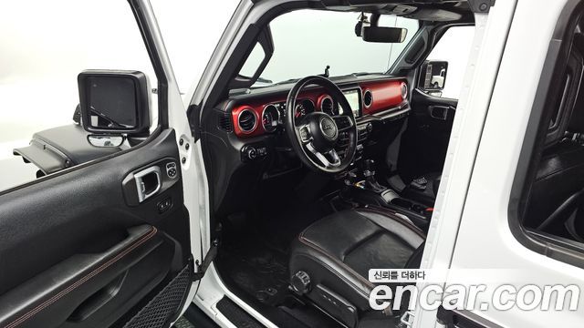 Jeep Wrangler 2018 — photo 11