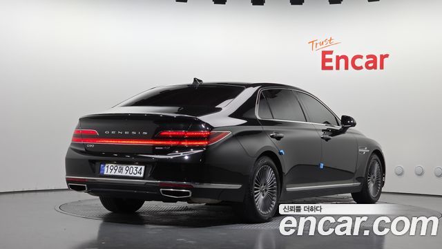 Genesis G90 2019 — photo 2