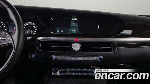 Genesis G90 2019 — photo 25