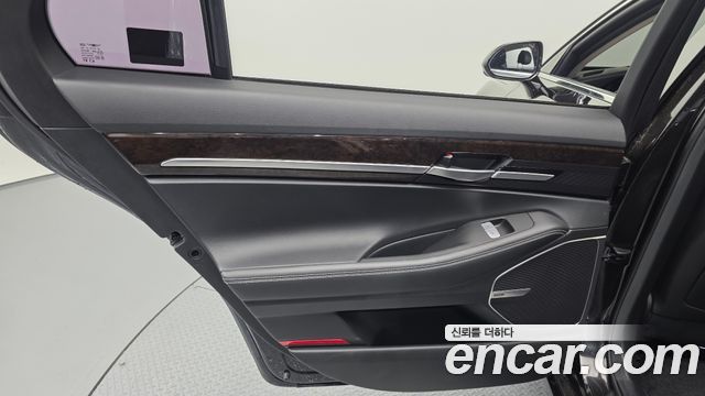 Genesis G90 2019 — photo 15
