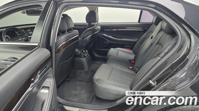 Genesis G90 2019 — photo 16