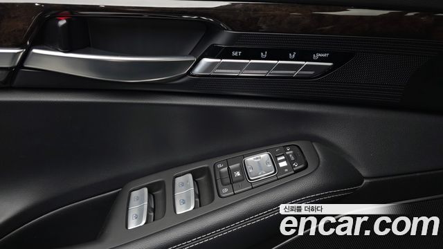 Genesis G90 2019 — photo 29