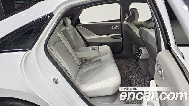 Hyundai Ioniq6 2023 — photo 11
