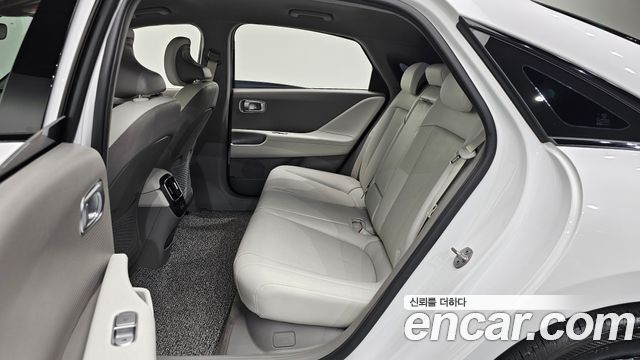 Hyundai Ioniq6 2023 — photo 18
