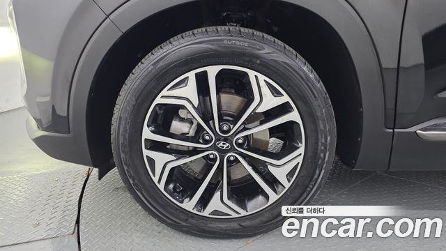 Hyundai Santafe 2019 — photo 5