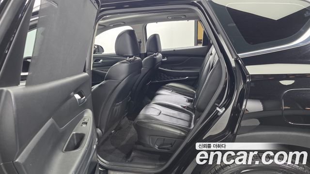 Hyundai Santafe 2019 — photo 17