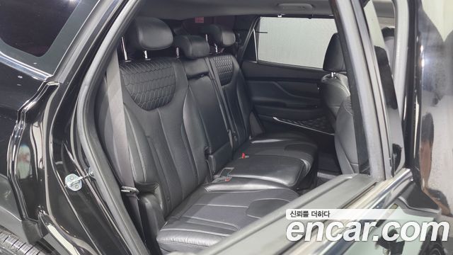 Hyundai Santafe 2019 — photo 18