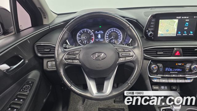 Hyundai Santafe 2019 — photo 21