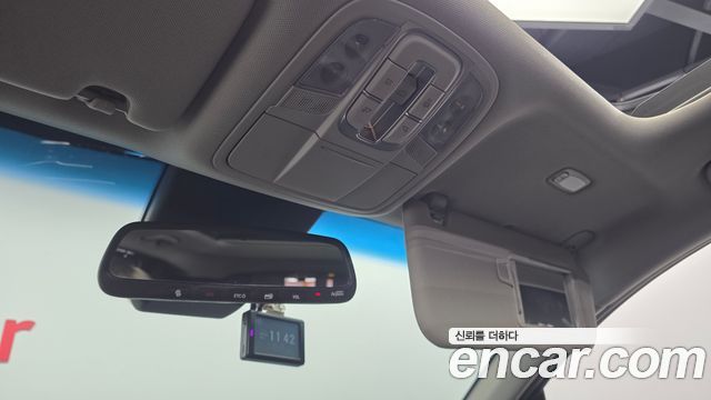 Hyundai Santafe 2019 — photo 29