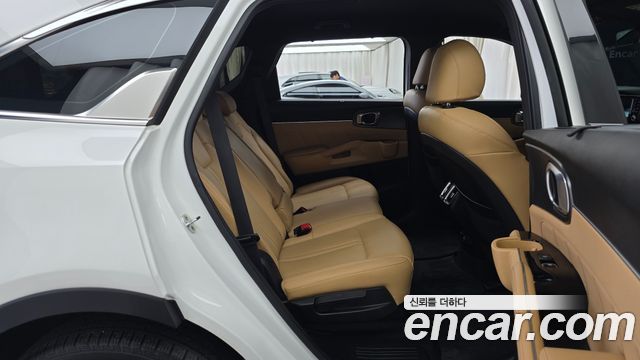 Kia Sorento 2023 — photo 17
