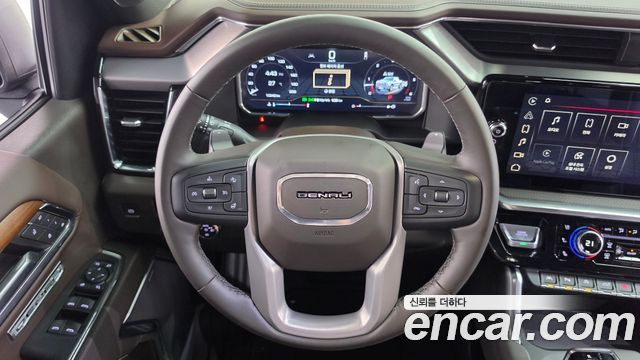 GMC Sierra 2023 — photo 18