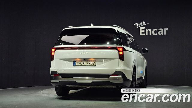Kia Canival 2024 — photo 4