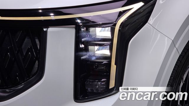 Kia Canival 2024 — photo 8