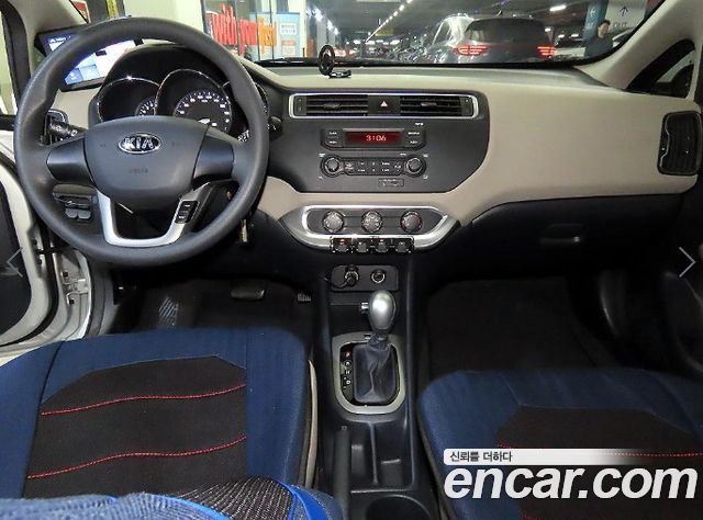 Kia pride 2017 — photo 10