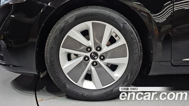 Kia K7 2017 — photo 5