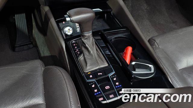Kia K7 2017 — photo 9