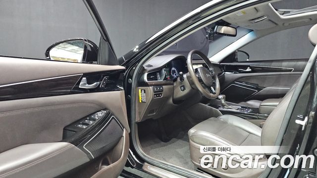 Kia K7 2017 — photo 10