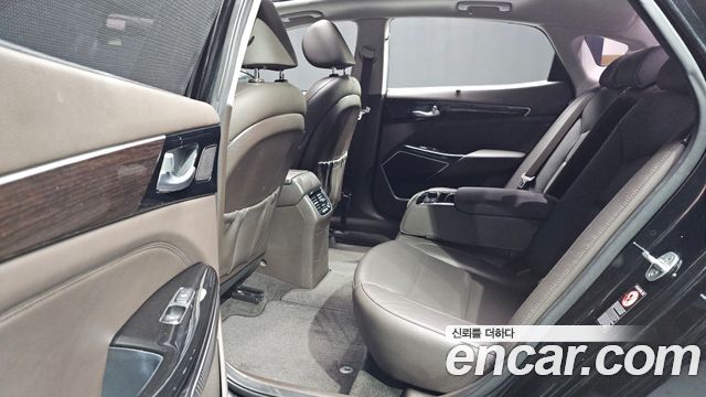Kia K7 2017 — photo 12