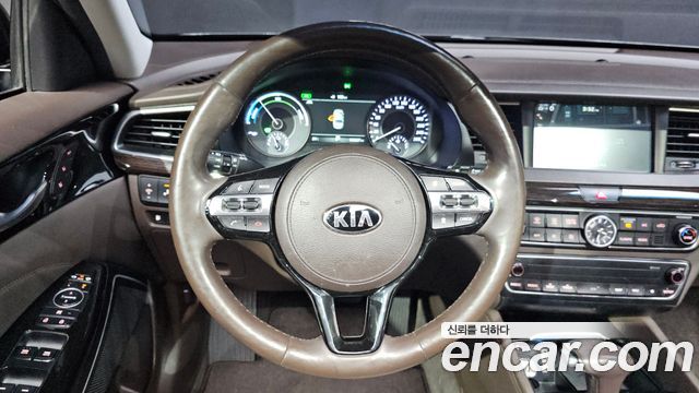 Kia K7 2017 — photo 13