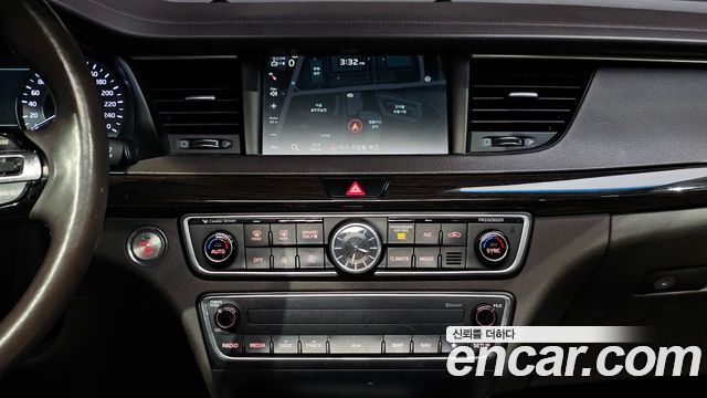Kia K7 2017 — photo 14