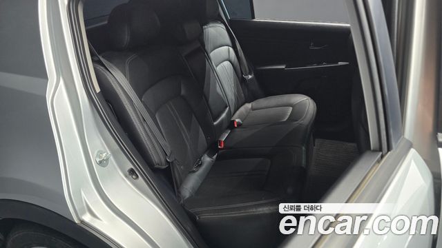 Kia Sportage 2011 — photo 11