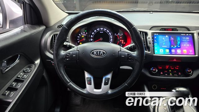 Kia Sportage 2011 — photo 13