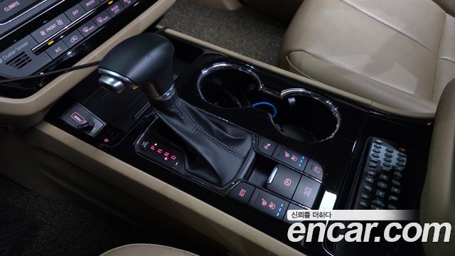 Kia Canival 2019 — photo 12