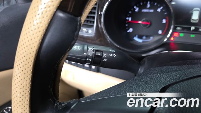 Kia Canival 2019 — photo 29