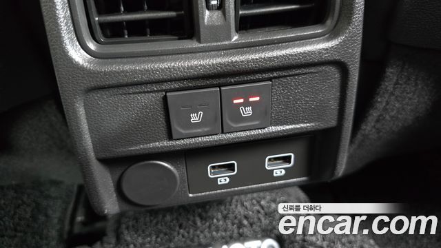 Renault Korea XM3 2023 — photo 18