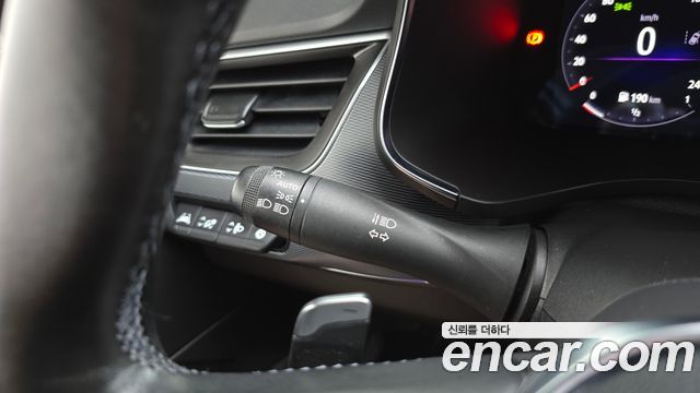 Renault Korea XM3 2023 — photo 28