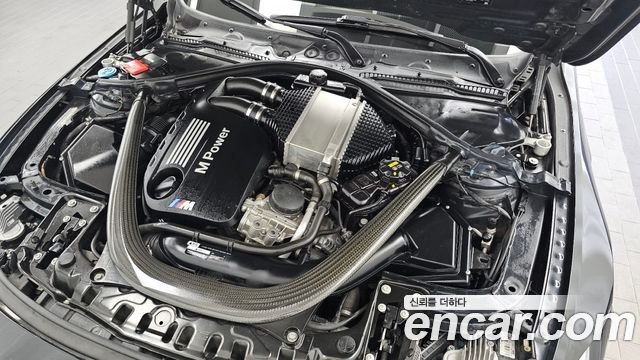 BMW M4 2018 — photo 6
