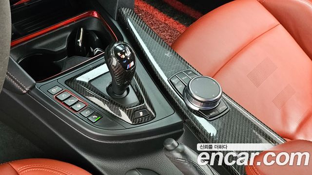 BMW M4 2018 — photo 12