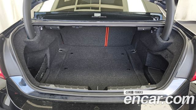 BMW M4 2018 — photo 26